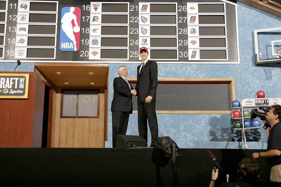 2006: L&#39;anno di Andrea Bargnani, che Toronto trasforma nel primo europeo di sempre a diventare prima scelta assoluta (NBA)